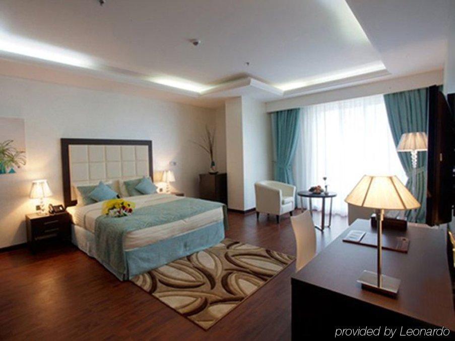 Gokulam Park Doha Hotel Bilik gambar