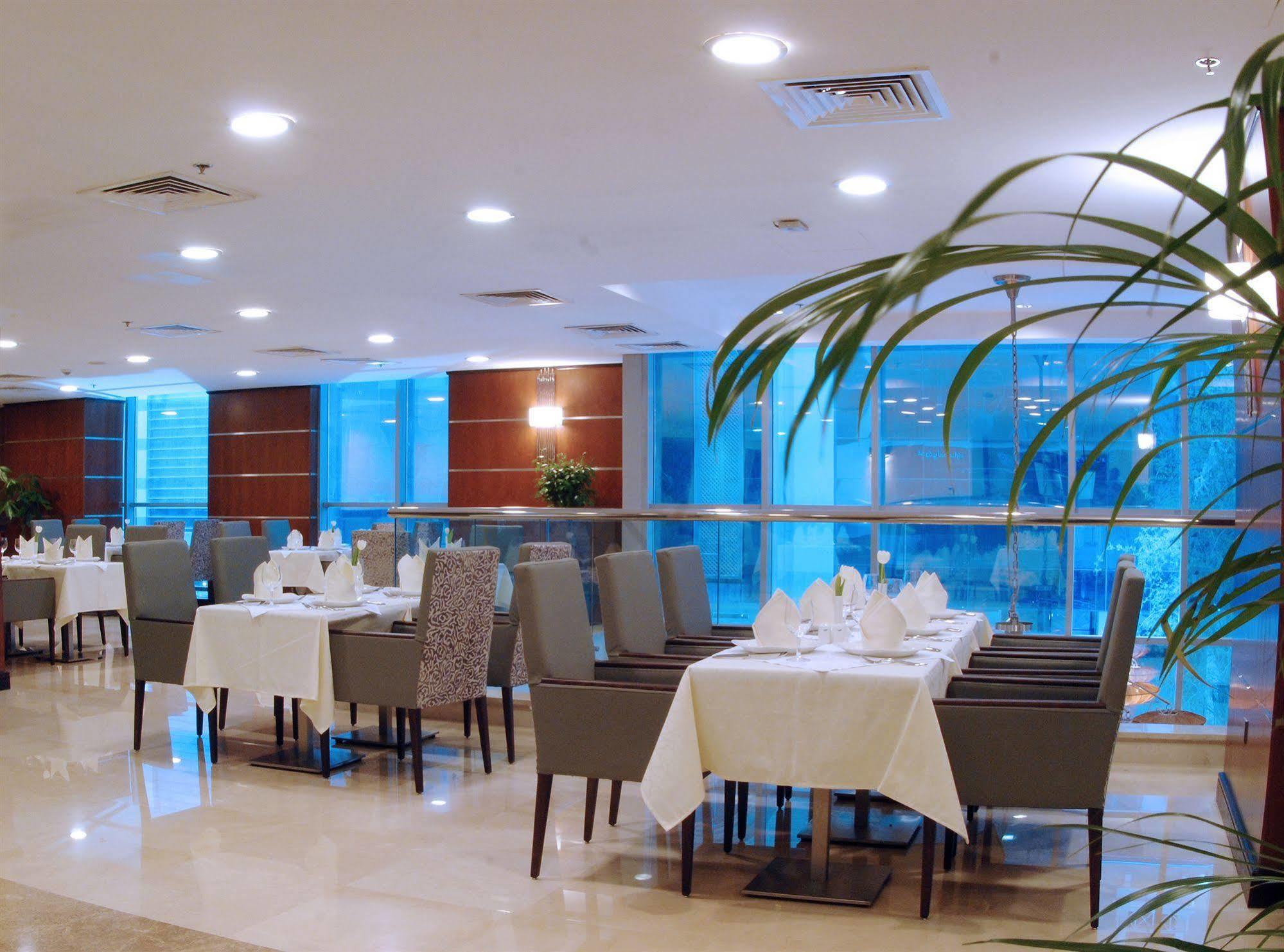 Gokulam Park Doha Hotel Luaran gambar